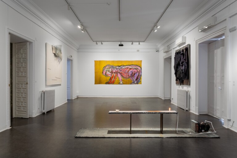 Tracce. Opere della Galleria Giorgio Persano 1971-2021. Exhibition view at Istituto Italiano di Cultura, Madrid 2022