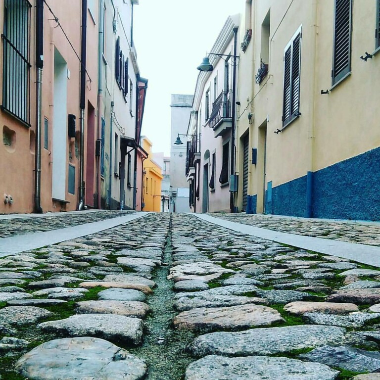 Un vicolo di Seuna, Nuoro