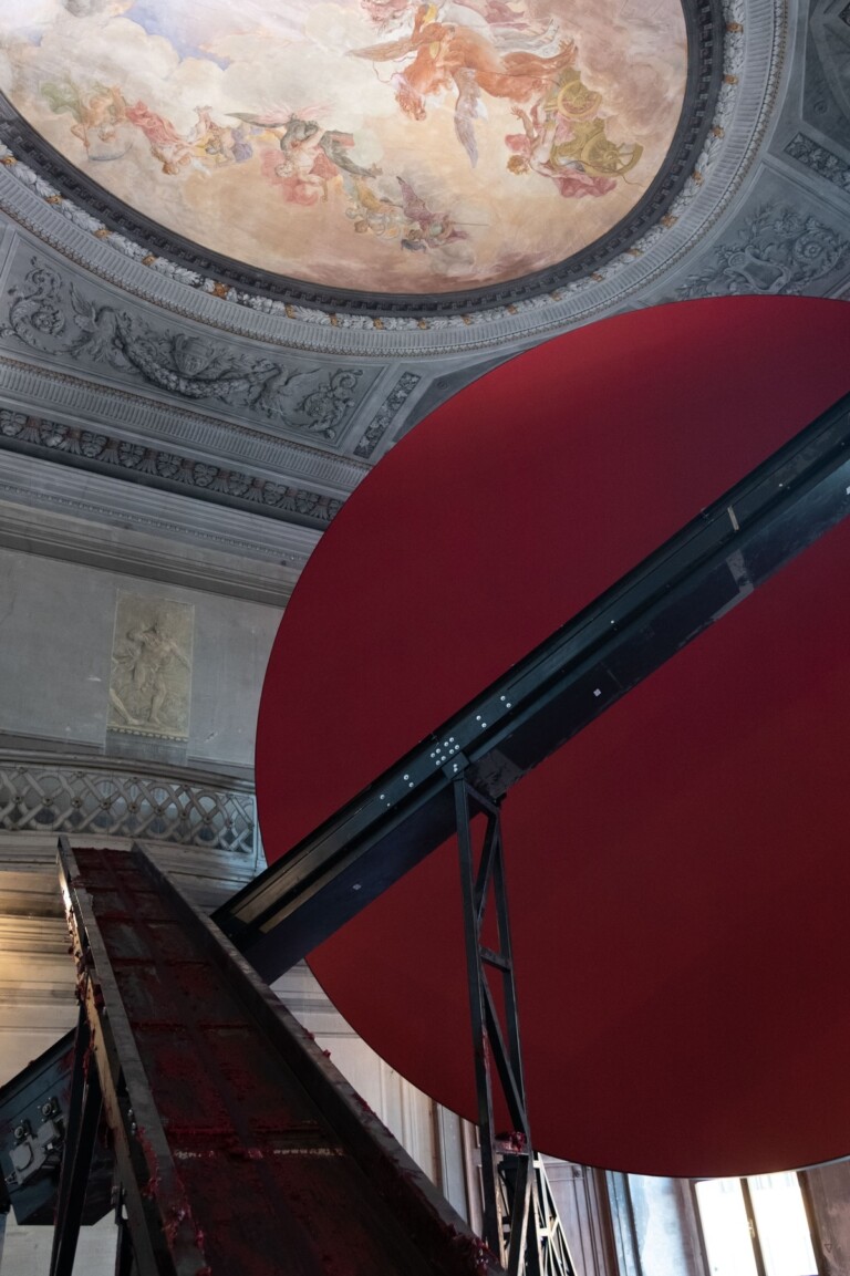 Anish Kapoor. Exhibition view at Gallerie dell'Accademia, Venezia 2022. Photo © Irene Fanizza