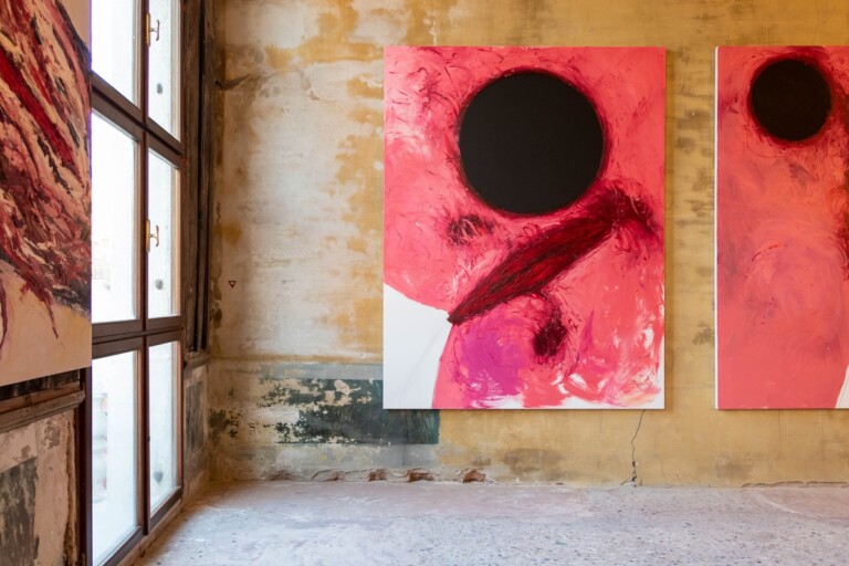 Anish Kapoor. Exhibition view at Gallerie dell'Accademia, Venezia 2022. Photo © Irene Fanizza