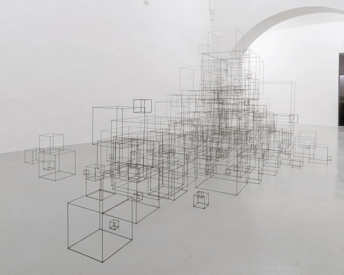 Antony Gormley. Body Space Time. Exhibition view at Galleria Continua, San Gimignano 2022 © Antony Gormley. Courtesy l'artista & Galleria Continua. Photo Ela Bialkowska, OKNO Studio