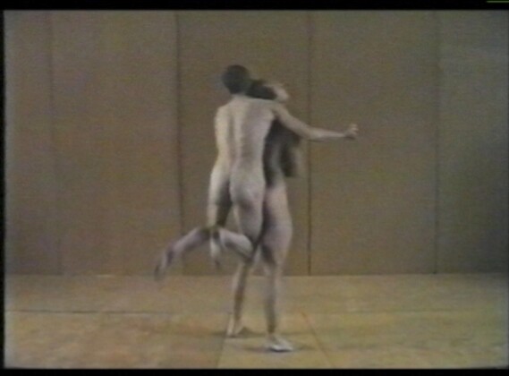 Artur Żmijewski, Me and Aids, 1996, still video. Courtesy Foksal Gallery Foundation, Varsavia & Galerie Peter Kilchmann, Zurigo