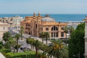 Puglia, un set a cielo aperto: alcune storiche sale cinematografiche di Bari