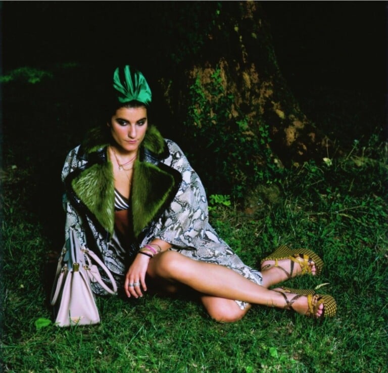 Carolina Bianchi Prada in abiti e accessori Prada e Miu Miu, servizio Country Life, in «Tank Magazine», autunno 2011. Photo e styling di Manuela Pavesi