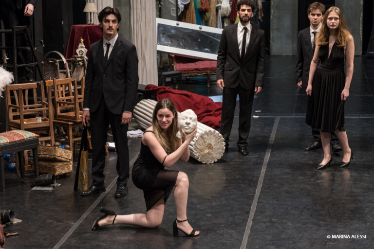 I diplomandi attori, Civica Scuola di Teatro Paolo Grassi ph Marina Alessi