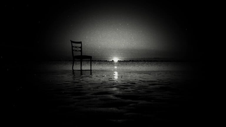Earthset, frame da Bound © Elide Blind e Simone Tacconell