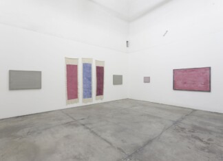 Enzo Cacciola. La leggerezza del cemento, exhibition view at galleria Massimo Ligreggi, Catania 2022