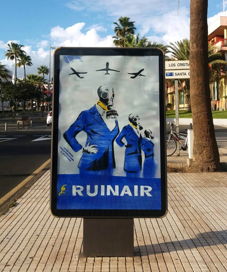 Hogre, Ruinair, 2019, subvertising intervention, Playa de las Americas and los Cristianos, Tenerife. Photo credits Hogre