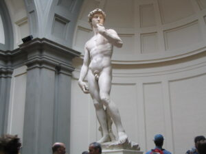 140 anni di David di Michelangelo a Firenze: grande festa alle Gallerie dell’Accademia