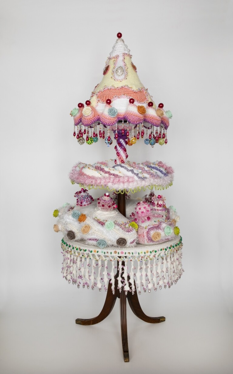 Joana Vasconcelos, Torta della nonna, 2021. Courtesy Mimmo Scognamiglio Artecontemporanea, Milano