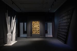 Il grande ritorno di Louise Nevelson a Venezia