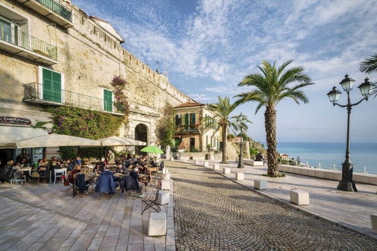 Marina di Ventimiglia. Photo Armando Rotoletti