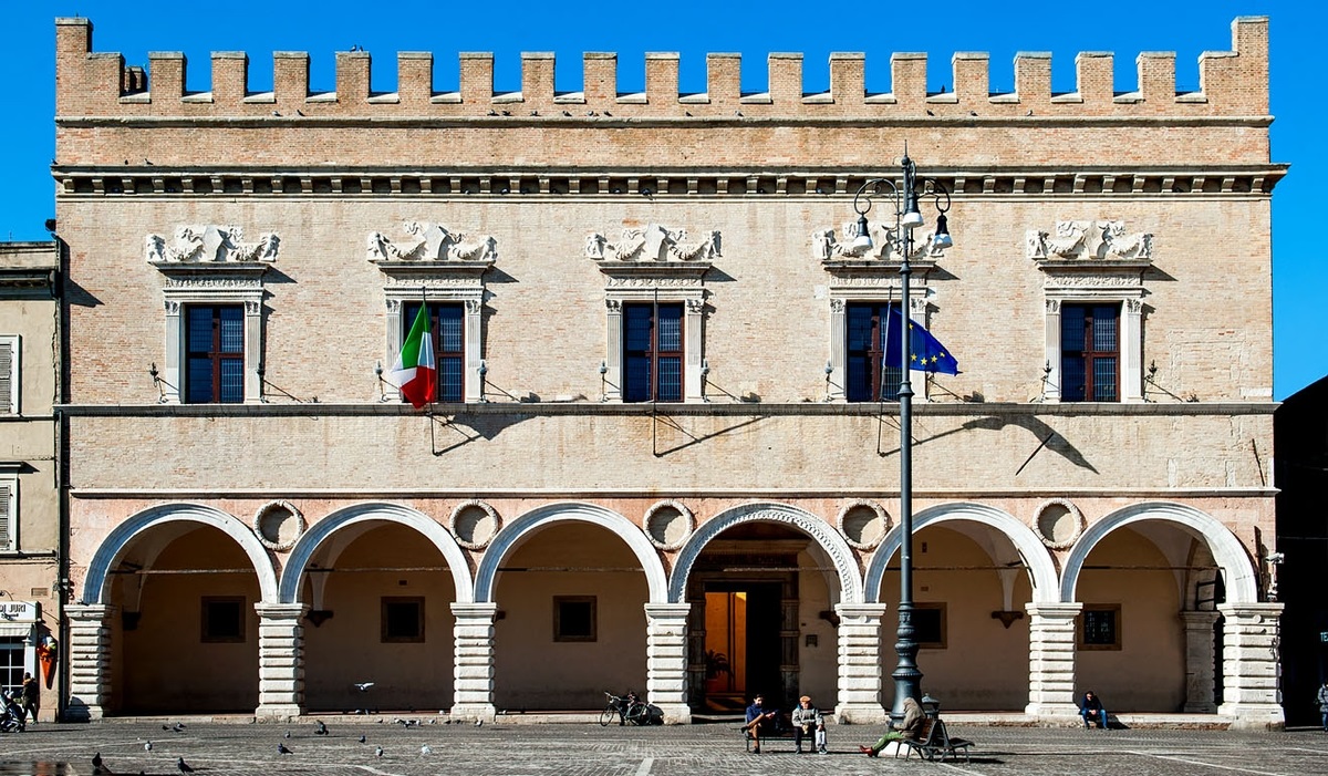 Palazzo Ducale, Pesaro. Photo Luigi Angelucci