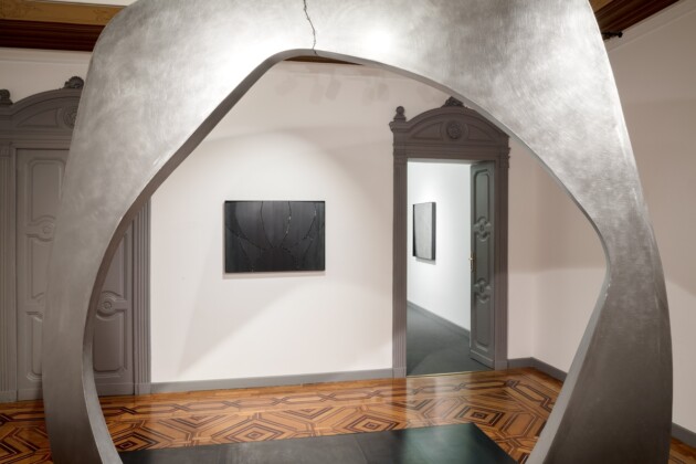Salvatore Astore. Gli occhi della Scultura. Exhibition view at Mazzoleni, Torino 2022. Photo Renato Ghiazza