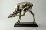 Sirio Tofanari, Capriolo, 1920 ca., argento, cm 30x20x10. Courtesy Galleria del Laocoonte, Roma Londra
