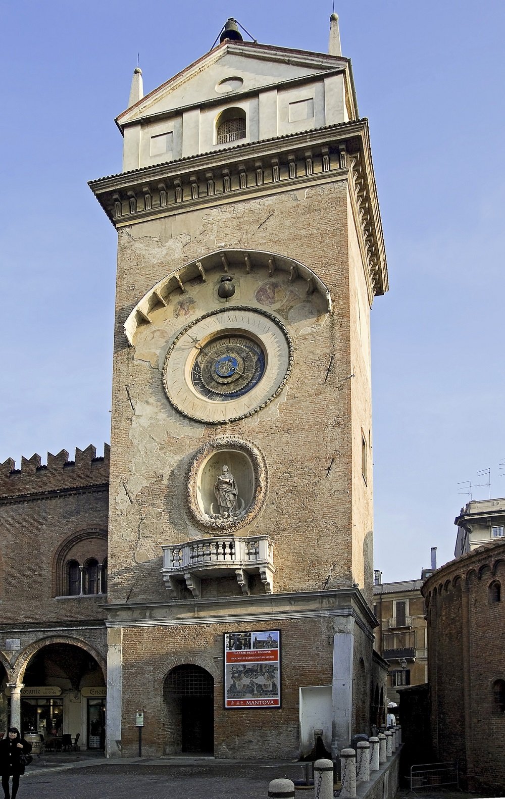 Torre dell'orologio, Mantova. Photo Carlo Alberto Magagnini