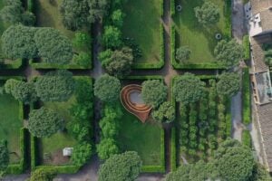 “Festival des Cabanes” a Roma. 4 microarchitetture d’autore nei giardini di Villa Medici