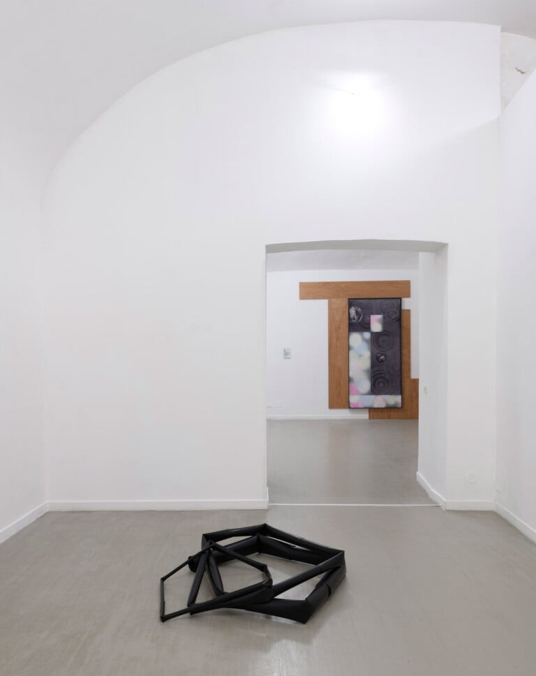 Alfredo Pirri. Di luce e di fango. Exhibition view at Z2O Sara Zanin Project, Roma 2022. Photo Giorgio Benni