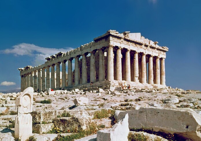Ο Παρθενώνας στην Αθήνα το 1978. Φωτογραφία Steve Swayne CC BY 2.0 Ο Παρθενώνας στην Αθήνα το 1978. Φωτογραφία Steve Swayne CC BY 2.0