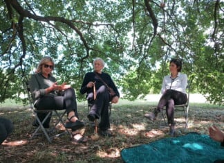 Incontro ad Agricola Cornelia con Carla Subrizi e Gianfranco Baruchello, a destra la curatrice Elena Bellantoni, photo Credits GrossiMaglioni