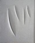 Lucio Fontana, Concetto spaziale. Attese, 1961, idropittura su tela, 100x84 cm. Collezione Barilla di Arte Moderna, Parma