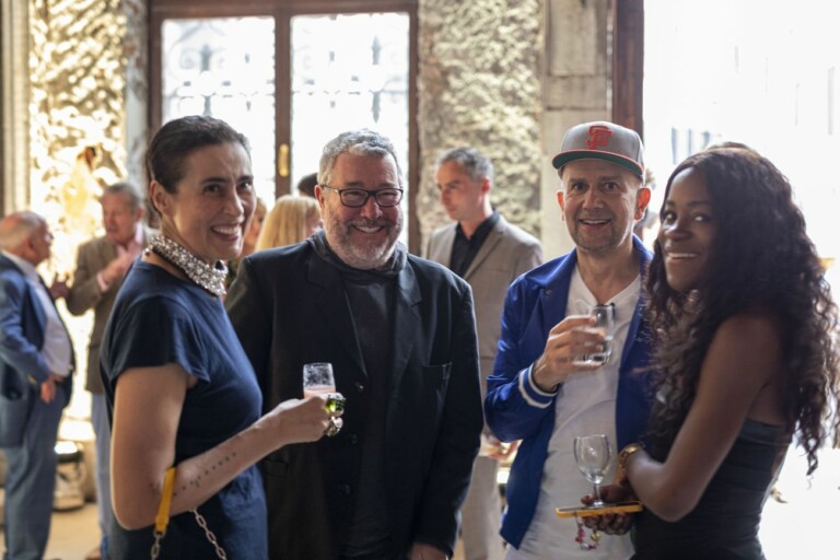 Philippe Starck, Marc Quinn alla cena di presentazione di Berggruen Arts & Culture a Venezia, 8 giugno 2022. Photo Luca Zanon