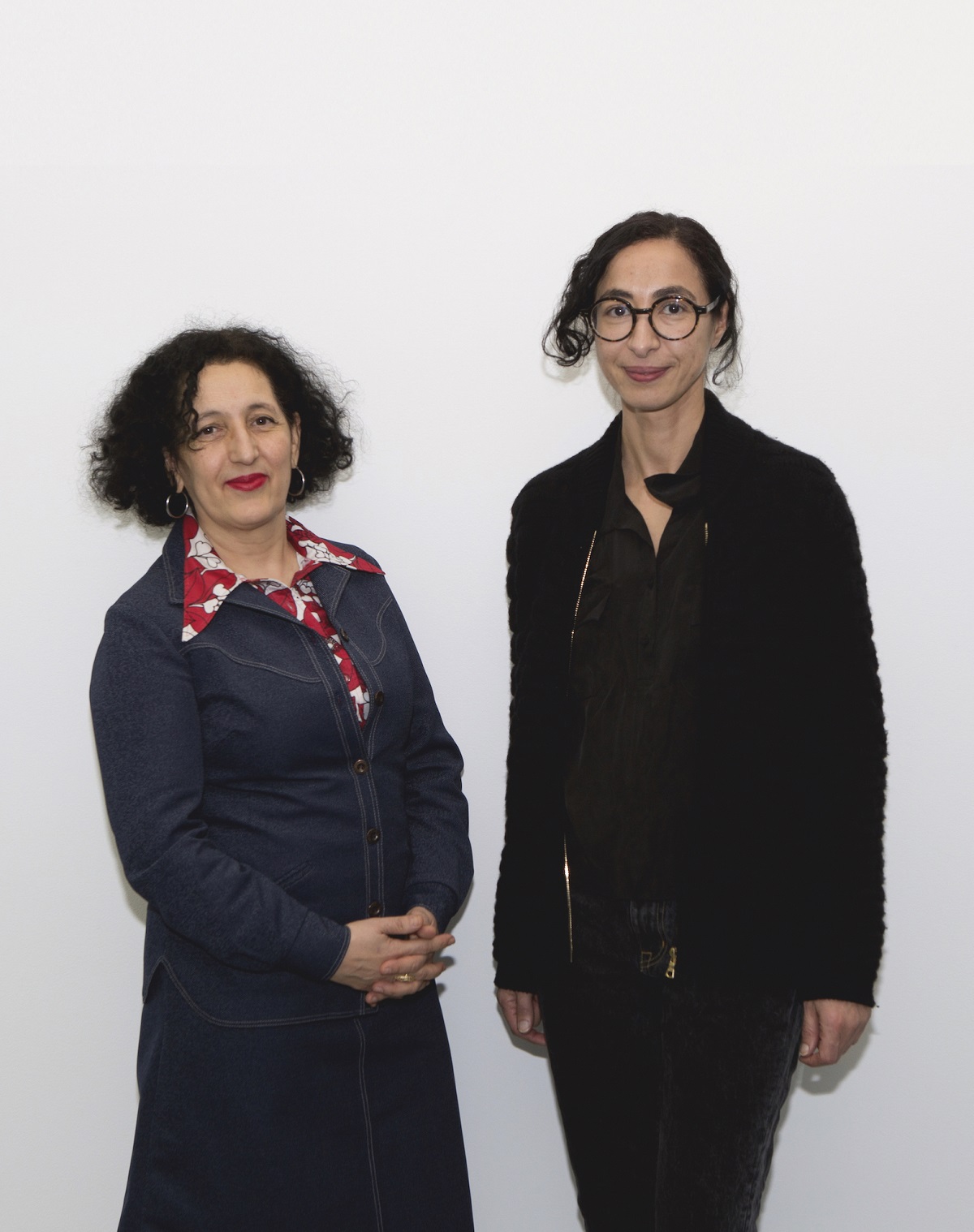 Portrait of Latifa Echakhch and Zineb Sedira, 2022 _ Courtesy the artists and kamel mennour, Paris _ Photo. Archives kamel mennour