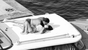 La sequenza del bacio tra Liz Taylor e Richard Burton in NFT