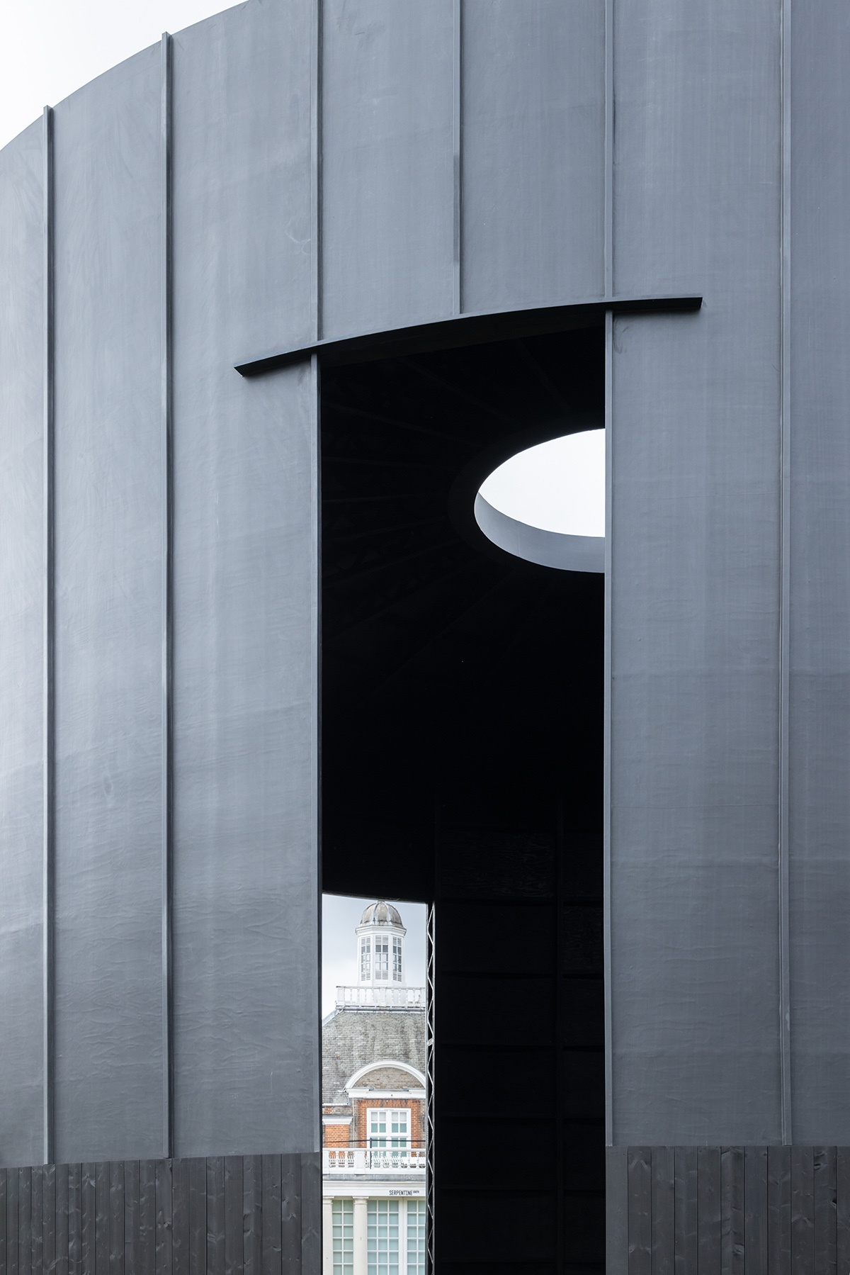 Serpentine Pavilion 2022 designed by Theaster Gates © Theaster Gates Studio. Photo Iwan Baan. Courtesy Serpentine