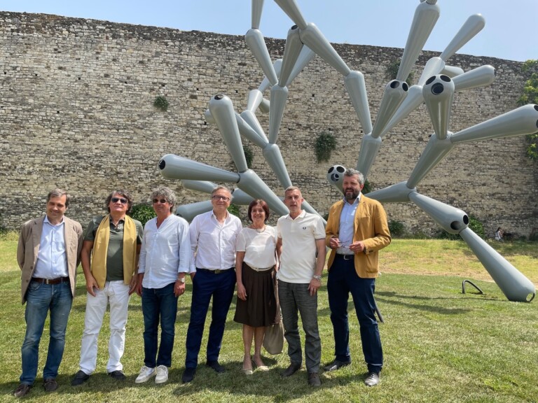 Spindles di Loris Cecchini a Prato