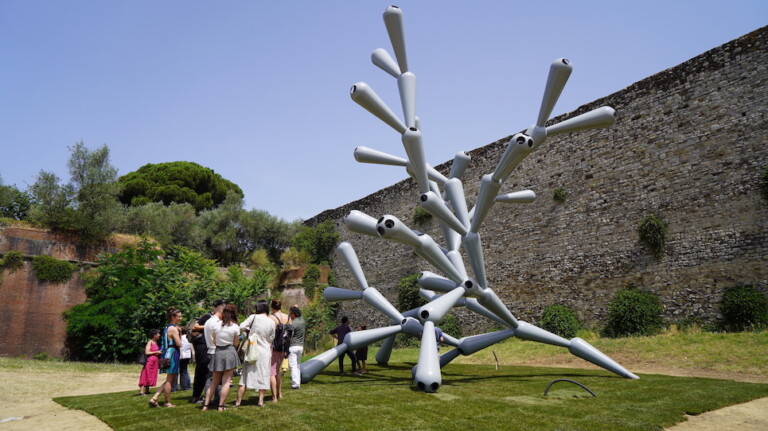 Spindles di Loris Cecchini a Prato