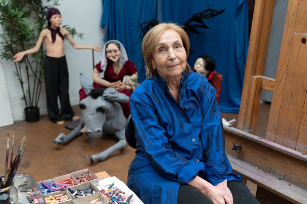 Muore a 87 anni Paula Rego, l’artista e femminista che dipingeva fiabe anticonvenzionali