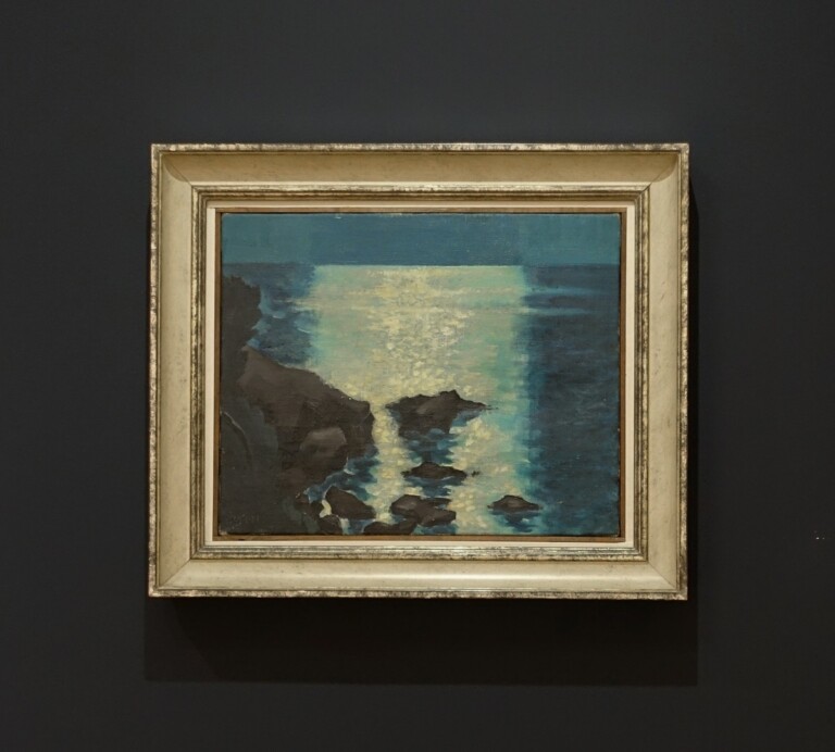 Carlo Busiri Vici, Riflesso lunare sul mare (Circeo), 1950, olio su tela, 41x33 cm. Courtesy Raucci_Santamaria Studio Project, Milano