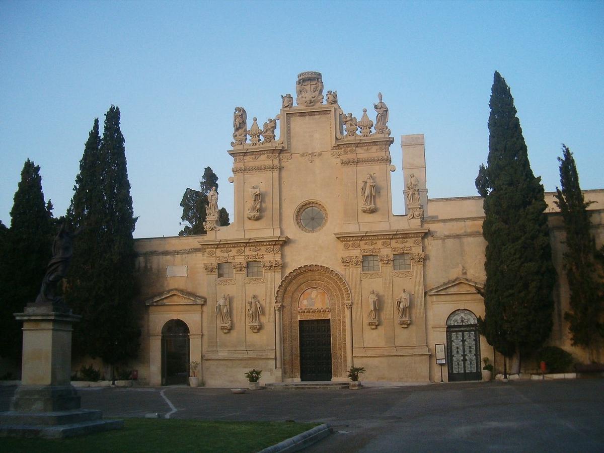 Chiesa dei Santi Niccolò e Cataldo a Lecce, photo Toobaz via Wikimedia