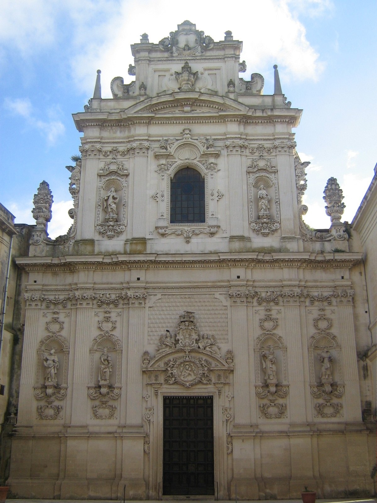 Chiesa del Carmine a Lecce, photo Lupiae via Wikimedia CC BY SA 4.0