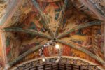 Dettaglio degli affreschi tra le nervature gotiche dell'abside dell'ex chiesa di San Francesco a Montefalco, photo CC BY SA 4.0 by Luca Aless, 2016, via Wikipedia