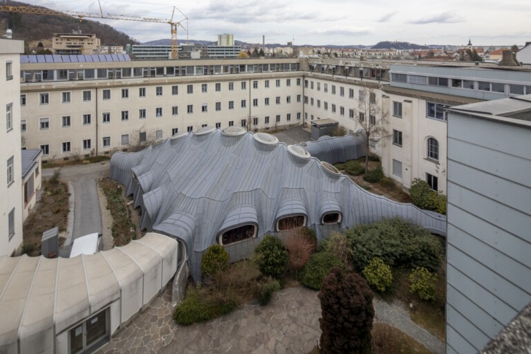 Günther Domenig, Schulschwestern, Graz, 1973 77. Photo Gerhard Maurer