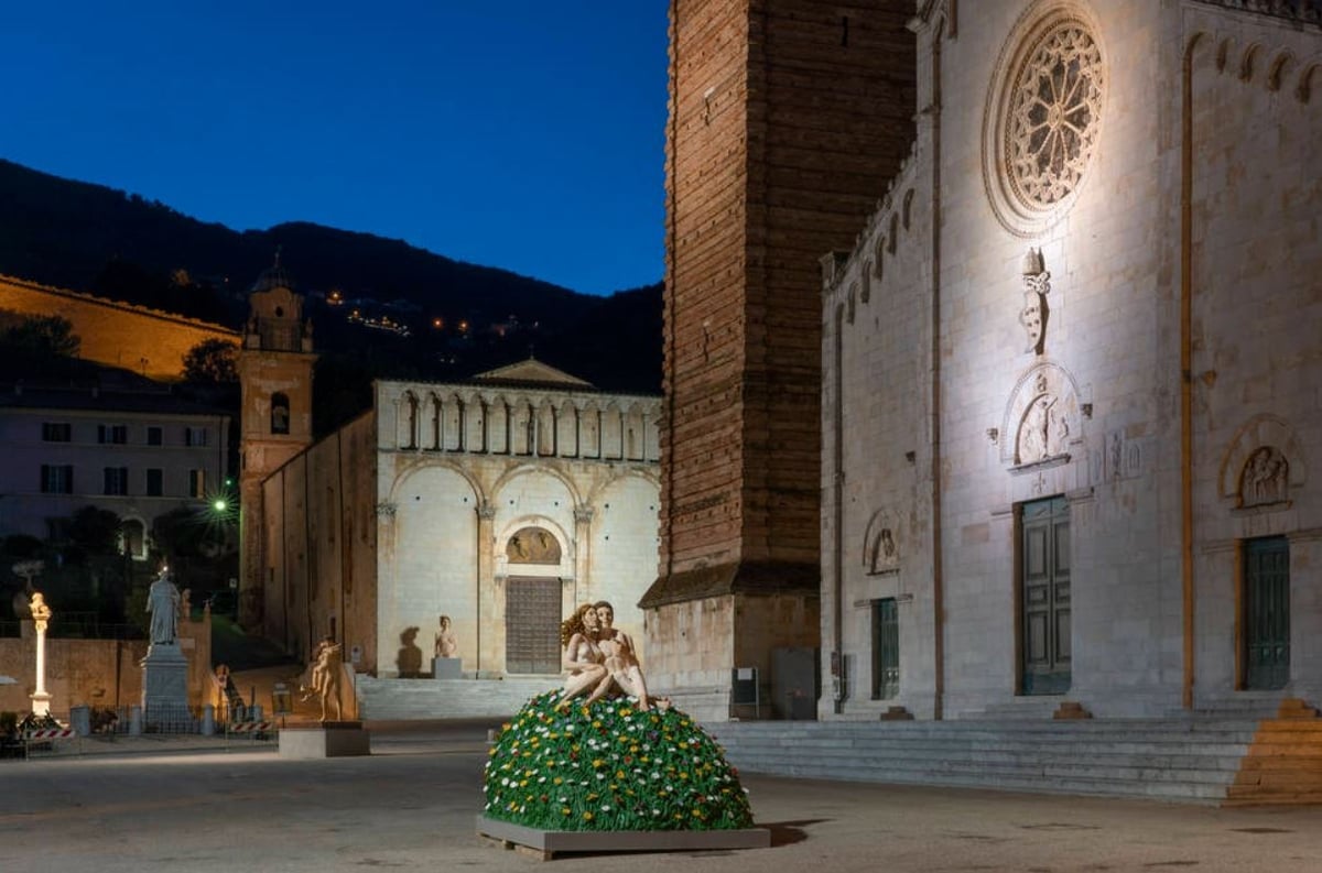 Marco Cornini. Wonder of Love. Exhibition view at Pietrasanta, 2022