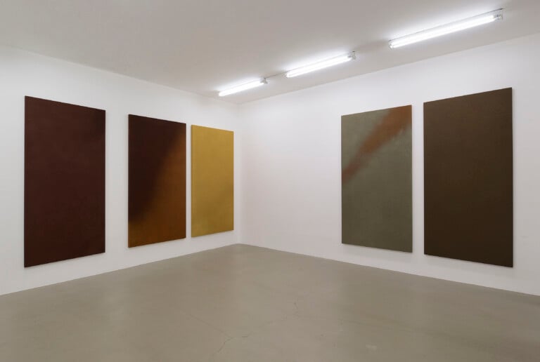 Alessandro Piangiamore, Frangiflutti. Installation view. Magazzino Gallery, Roma