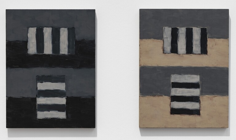 Sean Scully, Two Windows Grey Diptych, 2000, olio su lino, 81x61 cm ognuno. Collezione privata © Sean Scully, Immagine courtesy dell’artista. Photo Trevor Good