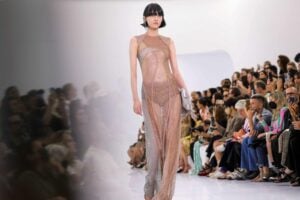 L’Haute Couture autunno/inverno 2022-23: è boom di marketing e messaggi inclusivi