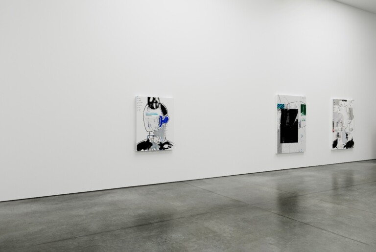 Installation view Skygolpe, paint on pixels series 2022