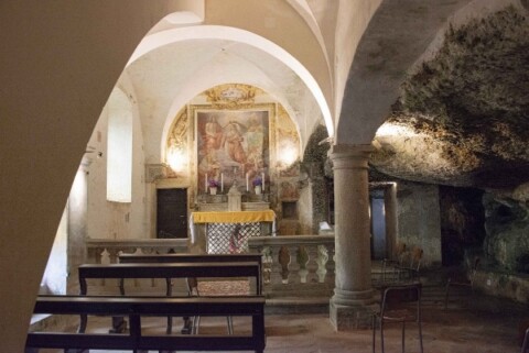 Santuario e Chiesa rupestre di San Vittore Martire, Brembate (BG) 