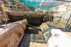 Roma: dai cantieri della Tiburtina emergono i resti di un ponte di epoca imperiale