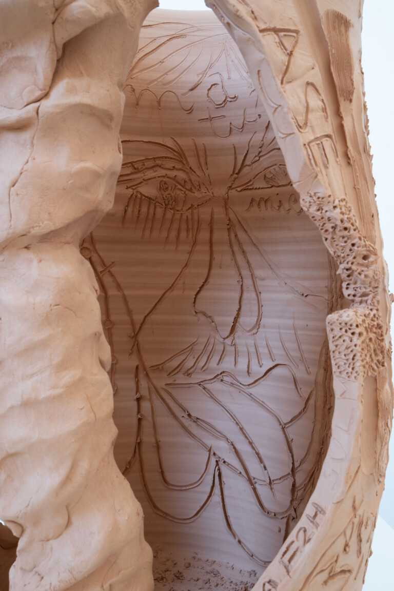 Alice Visentin, Recipienti (dettaglio), 2022 ceramica, dimensioni variabili courtesy: l’artista