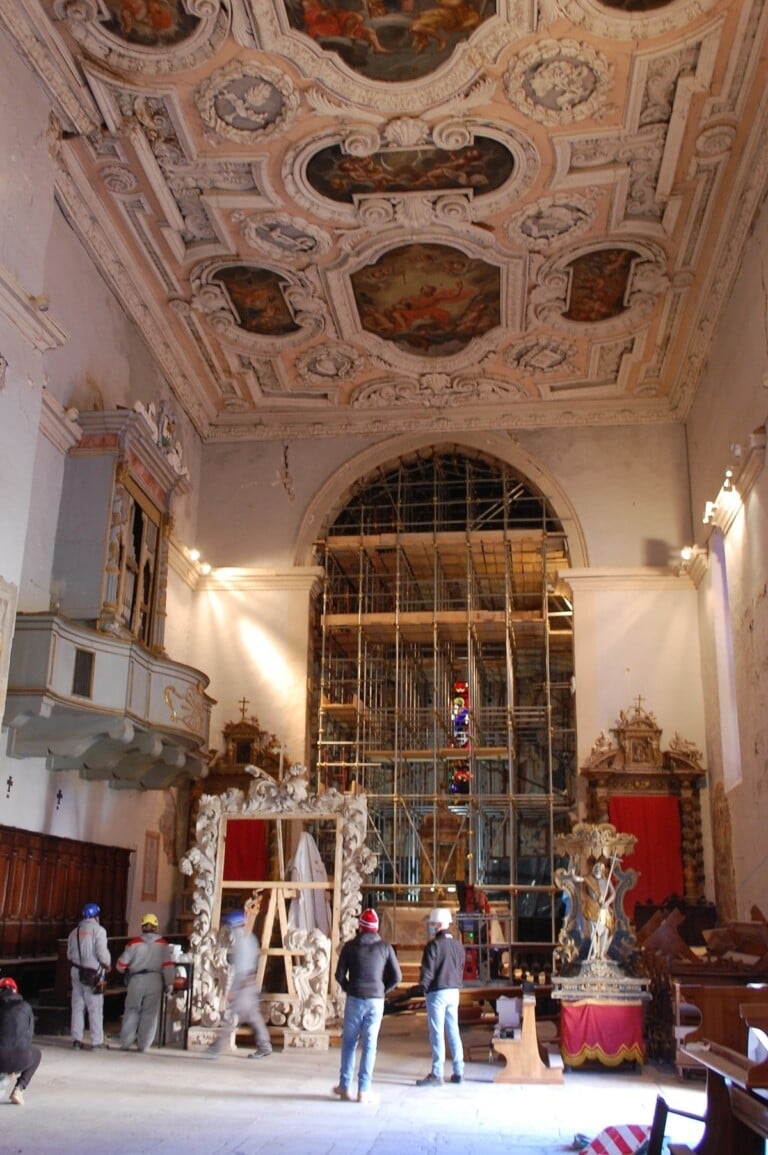 Cantieri Aperti, veduta dell'interno collegiata, Visso (MC)