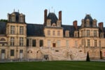 Il Castello di Fontainebleau visto da parterre, Francia. Photo © Dario Bragaglia