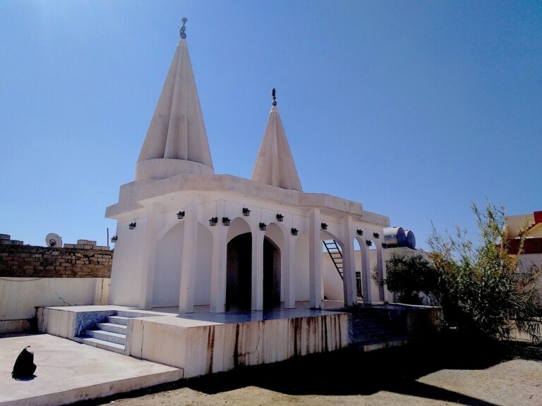 Il santuario di Malik Shiekh Hesen e Bilele Bilind a Bapira dopo la ricostruzione