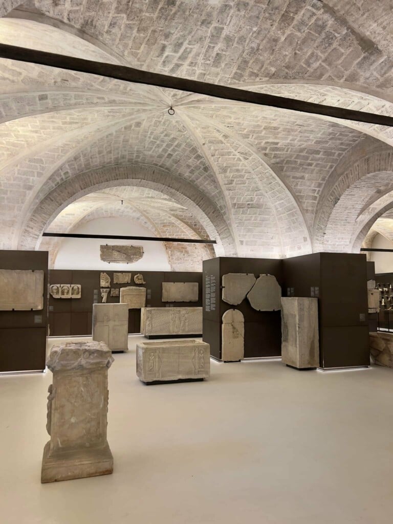 L'allestimento del nuovo Museo Oliveriano di Pesaro