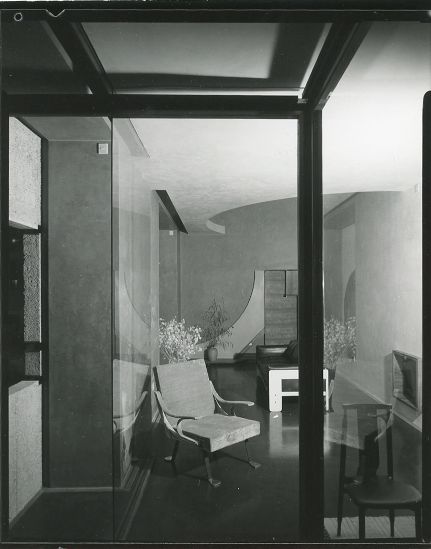 Negozio Gavina a Bologna, allestito da Carlo Scarpa. Foto di Paolo Monti.
